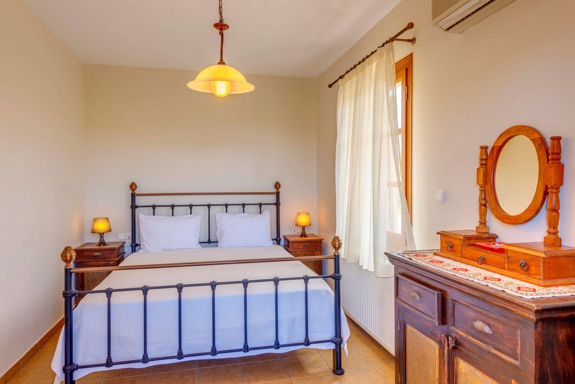 Villa Delona Engares ภายนอก รูปภาพ