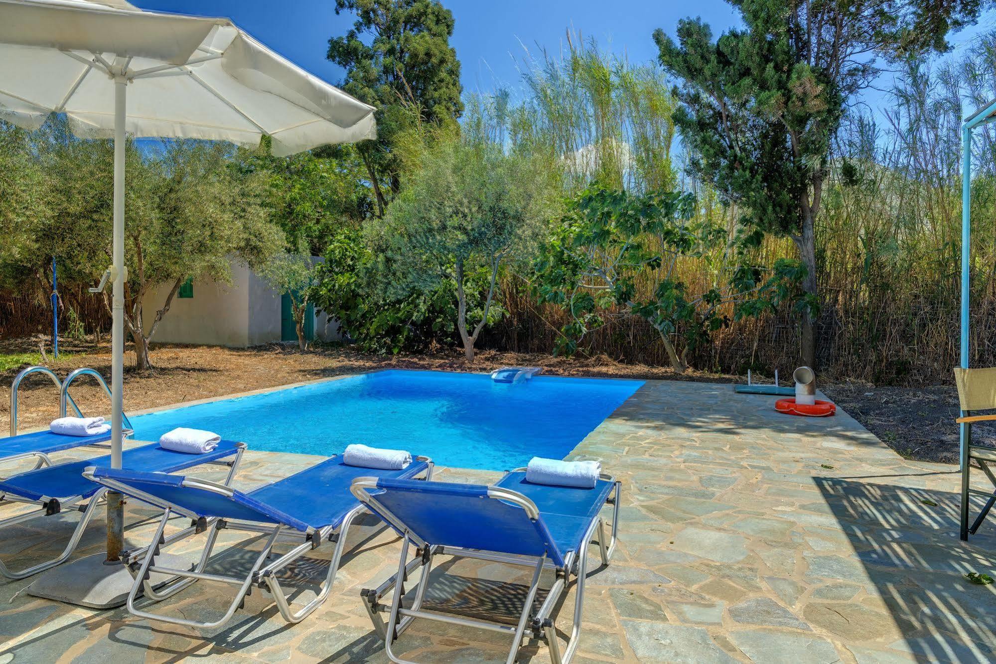 Villa Delona Engares ภายนอก รูปภาพ